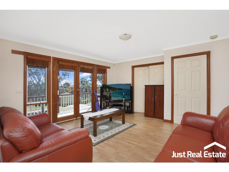 5 Sugarloaf Avenue, Lynbrook VIC 3975