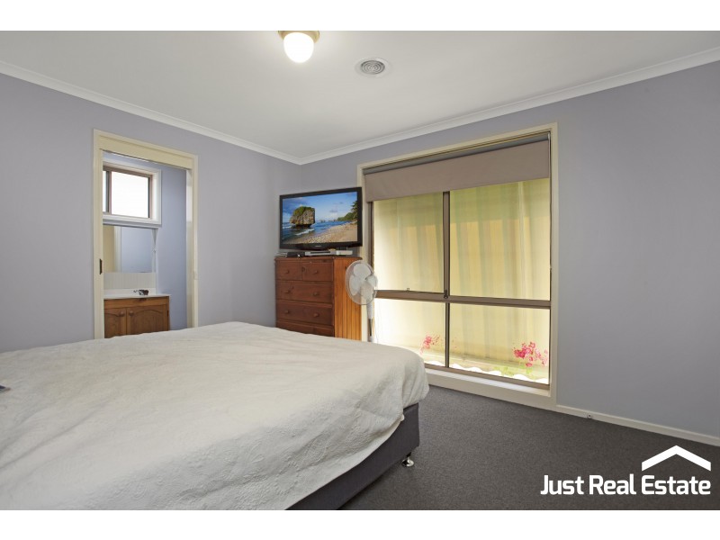 29 Andene Drive, Narre Warren VIC 3805