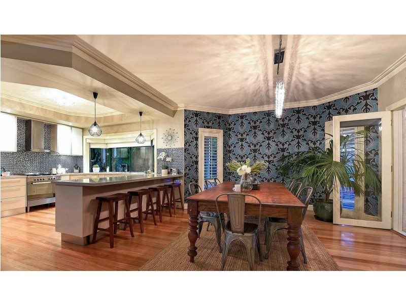 15 Melville Park Drive, Berwick VIC 3806