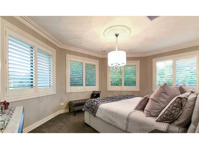 15 Melville Park Drive, Berwick VIC 3806