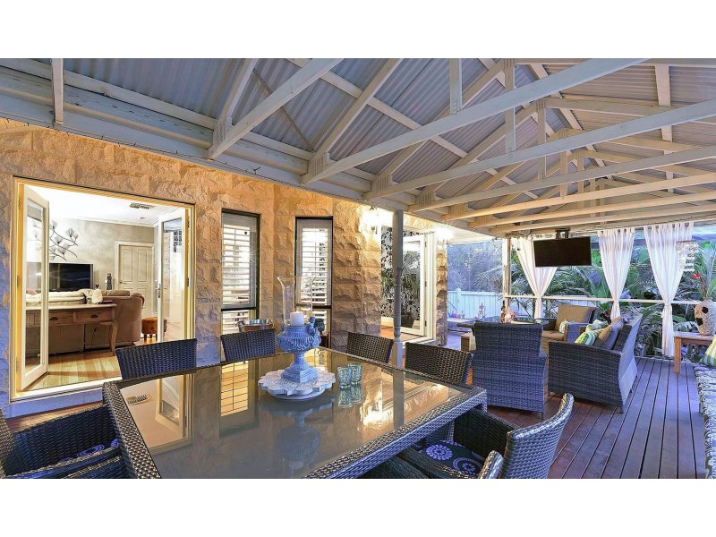 15 Melville Park Drive, Berwick VIC 3806