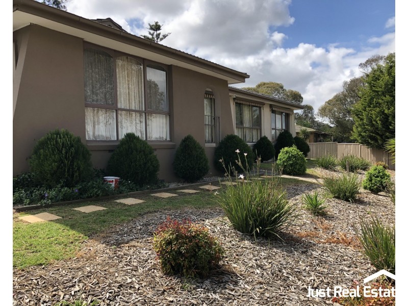 20 Saxonwood Drive, Narre Warren VIC 3805