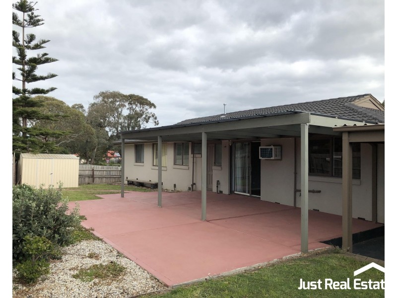 20 Saxonwood Drive, Narre Warren VIC 3805