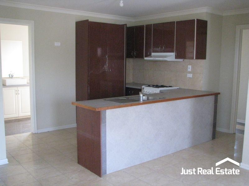 1/11 Tilmouth Place, Narre Warren South VIC 3805