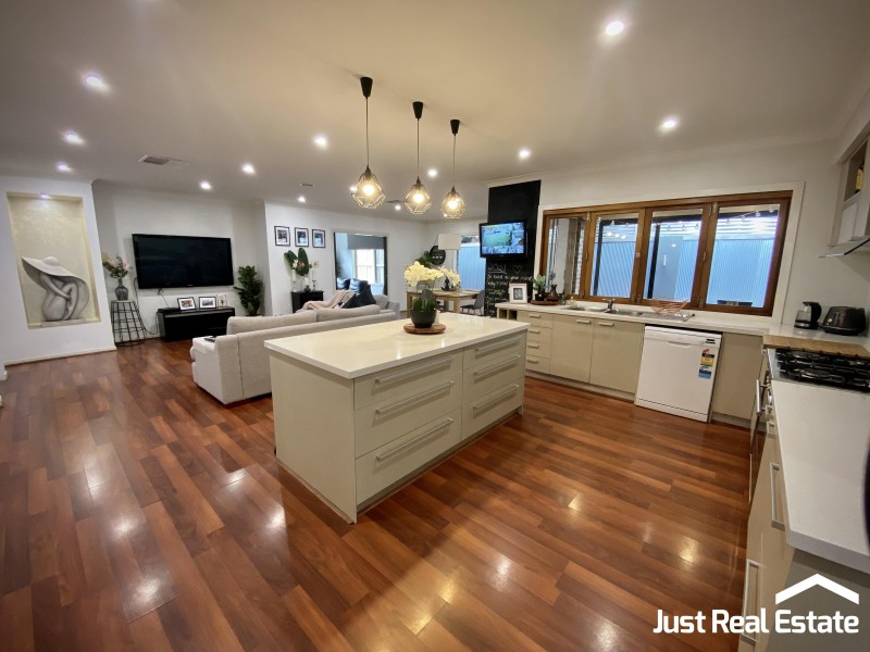 70 Wurundjeri Boulevard, Berwick VIC 3806