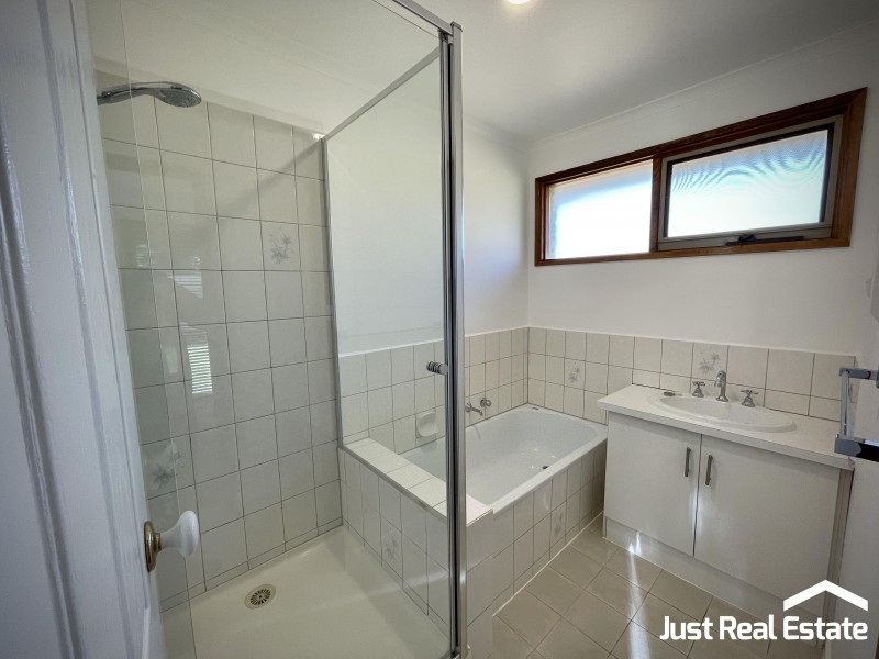 32 Willslie Crescent, Berwick VIC 3806