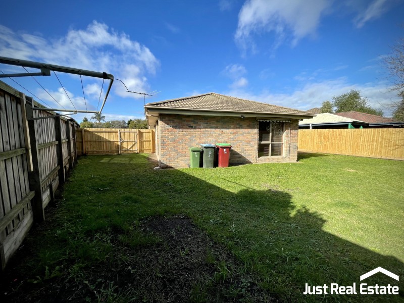 32 Willslie Crescent, Berwick VIC 3806