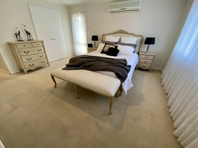 55 Saxonwood Drive, Narre Warren VIC 3805