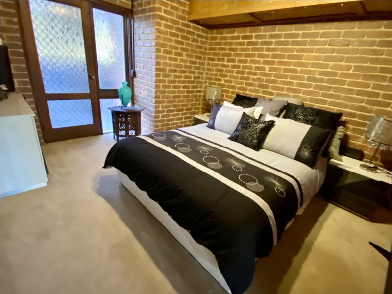 55 Saxonwood Drive, Narre Warren VIC 3805