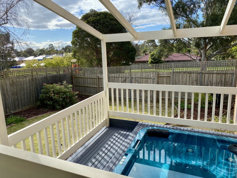 55 Saxonwood Drive, Narre Warren VIC 3805