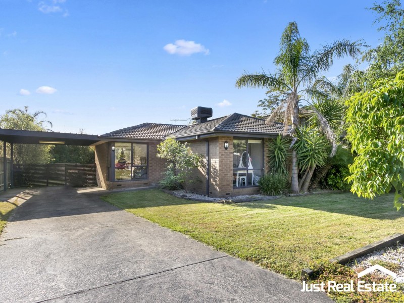 43 Mildura Crescent, Endeavour Hills VIC 3802