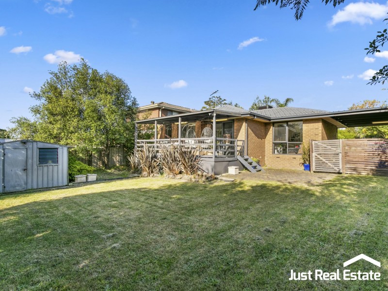 43 Mildura Crescent, Endeavour Hills VIC 3802