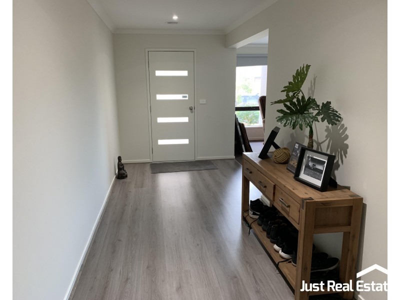20 Wonder Street, Officer VIC 3809