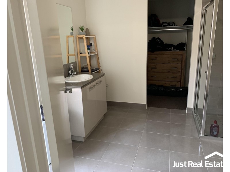 20 Wonder Street, Officer VIC 3809