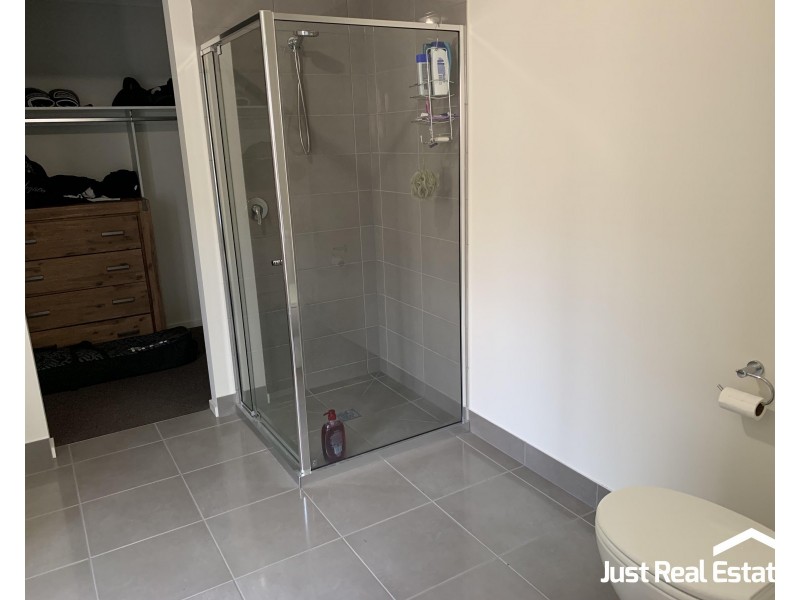 20 Wonder Street, Officer VIC 3809