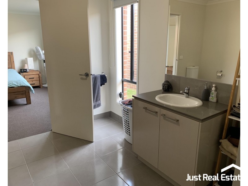 20 Wonder Street, Officer VIC 3809