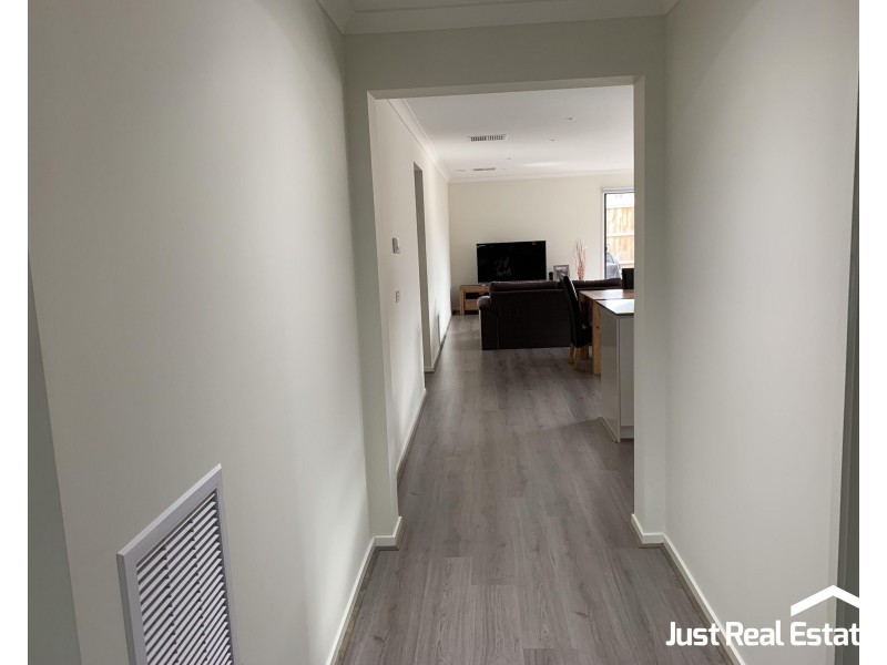 20 Wonder Street, Officer VIC 3809