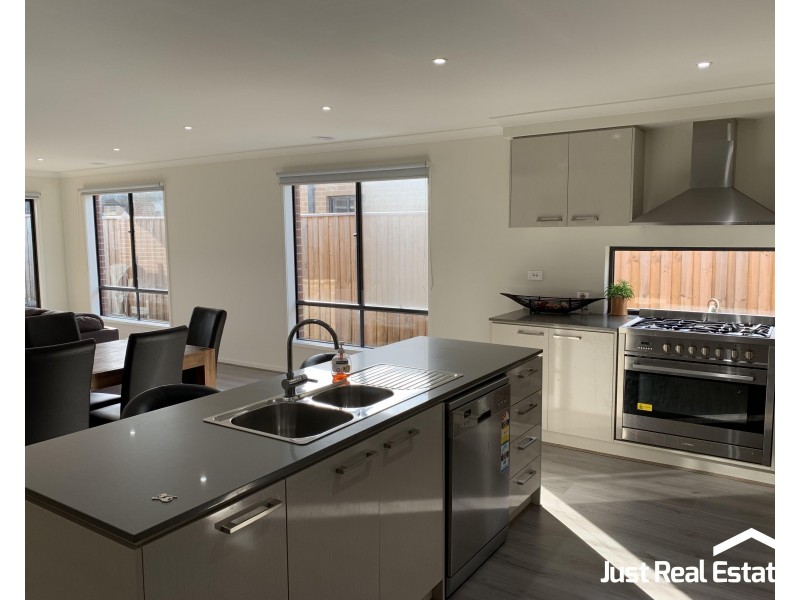 20 Wonder Street, Officer VIC 3809