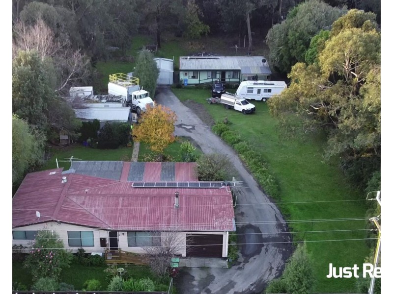 15 Facey Road, Devon Meadows VIC 3977
