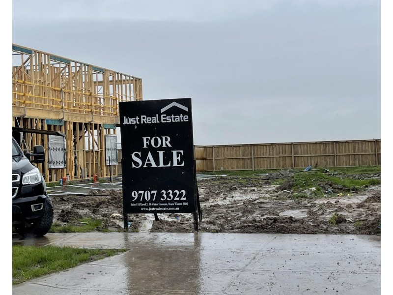 15 Maxwell Street, Officer South VIC 3809