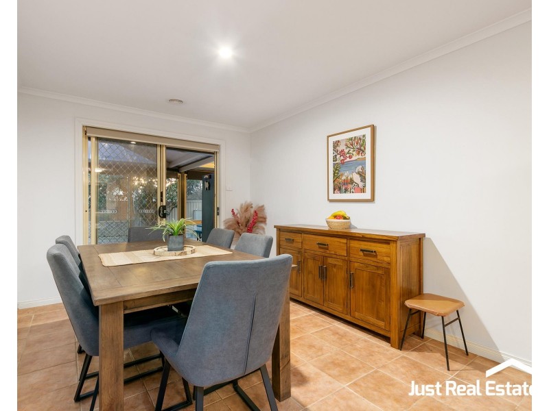 36 Cranston Close, Narre Warren North VIC 3804