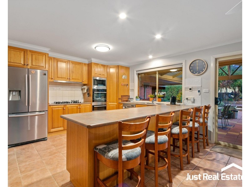 36 Cranston Close, Narre Warren North VIC 3804