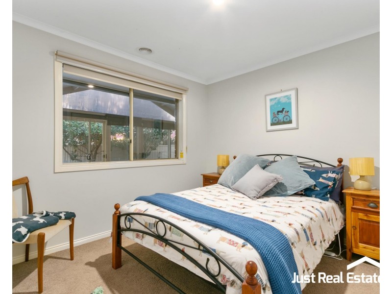 36 Cranston Close, Narre Warren North VIC 3804