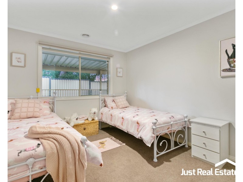 36 Cranston Close, Narre Warren North VIC 3804