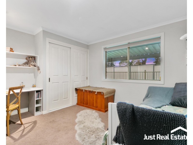 36 Cranston Close, Narre Warren North VIC 3804