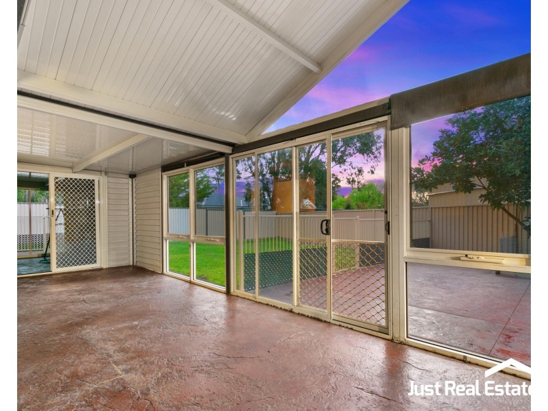 36 Cranston Close, Narre Warren North VIC 3804