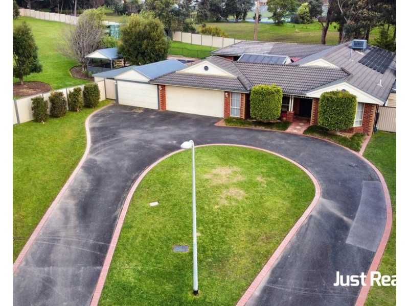 36 Cranston Close, Narre Warren North VIC 3804