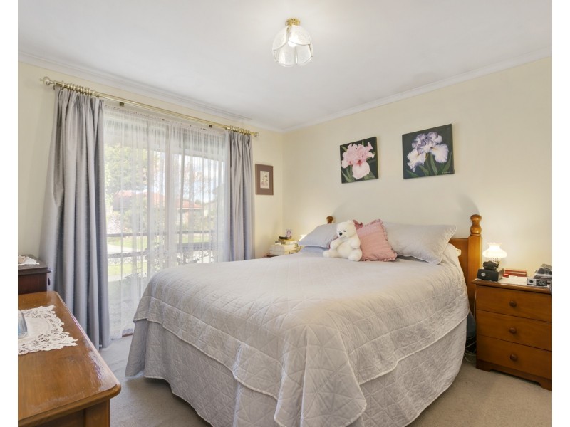 39 Coolong Avenue, Berwick VIC 3806