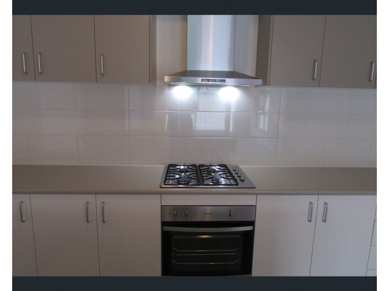 30 Yellow Robin Circuit, Cranbourne East VIC 3977