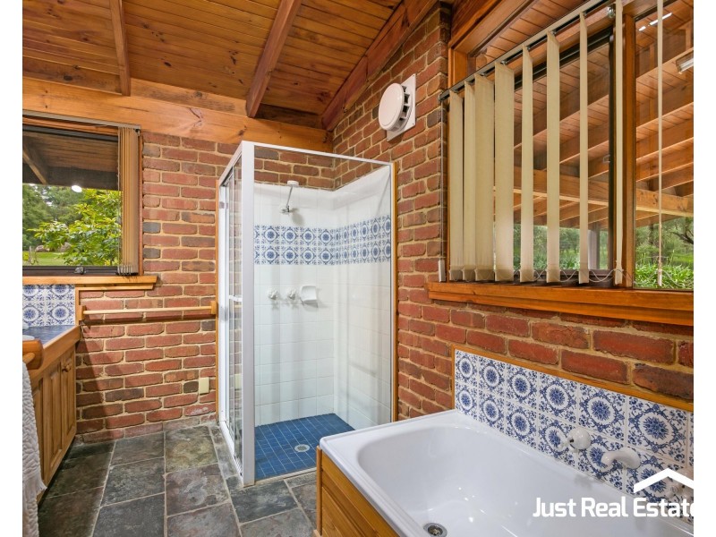 111-113 King Road, Harkaway VIC 3806