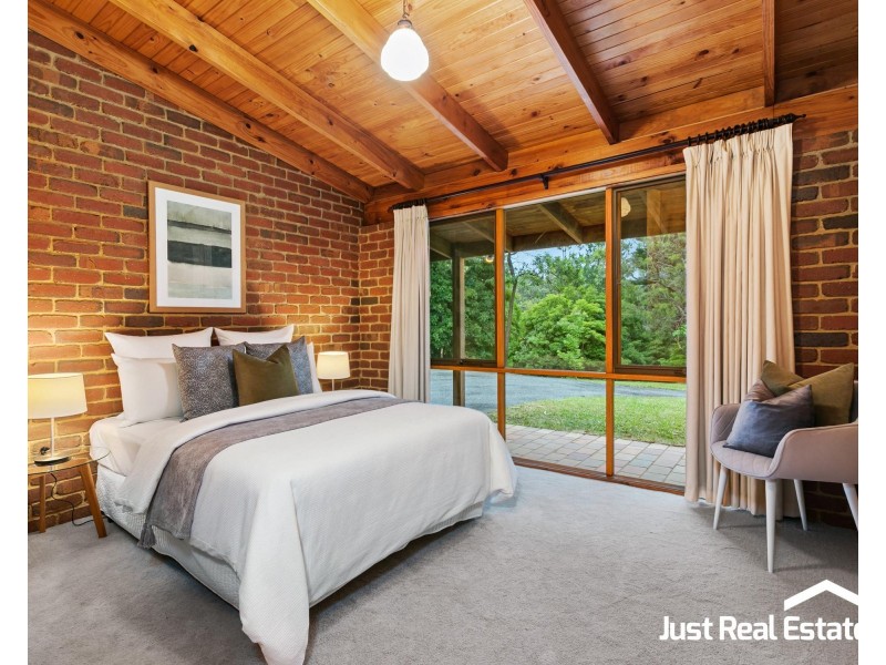 111-113 King Road, Harkaway VIC 3806