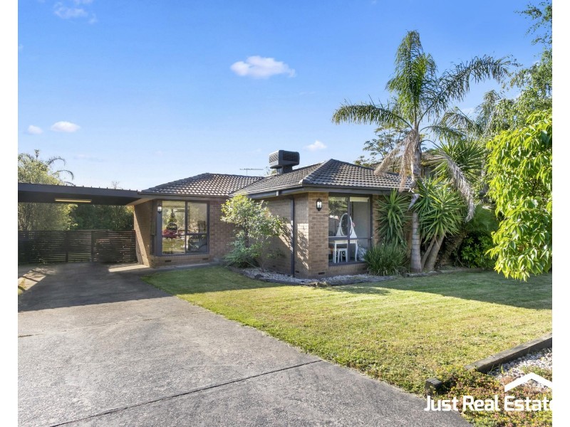 43 Mildura Crescent, Endeavour Hills VIC 3802