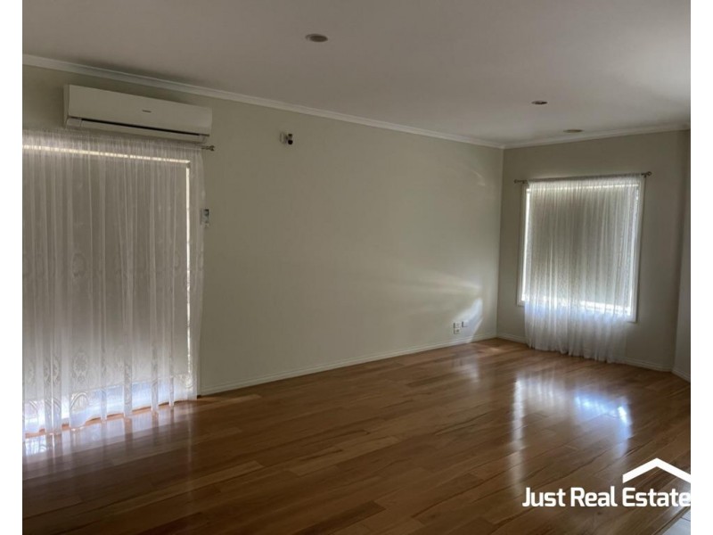 36 Saul Avenue, Berwick VIC 3806