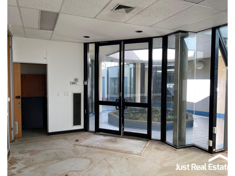 1/71 Robinson Street, Dandenong VIC 3175