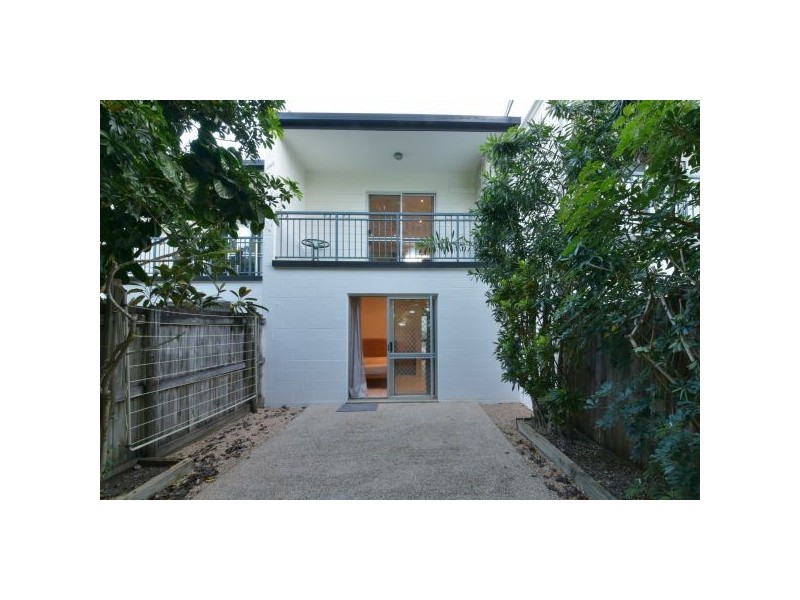 5, 1a Pleasant Drive,, Cannonvale QLD 4802