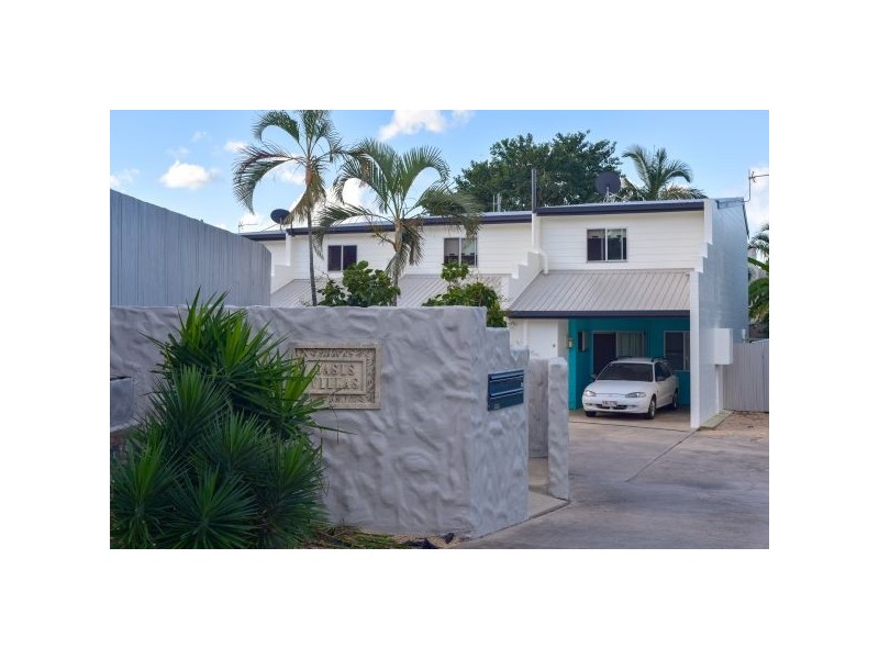 5, 1a Pleasant Drive,, Cannonvale QLD 4802