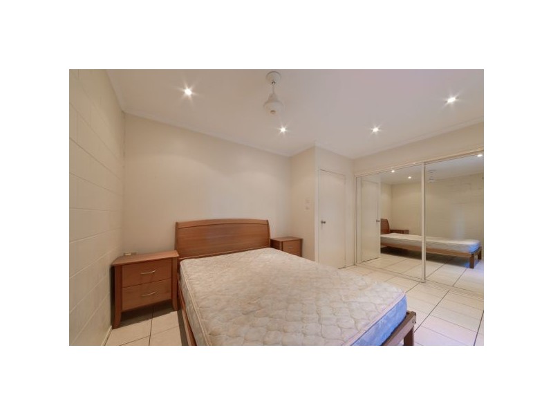 5, 1a Pleasant Drive,, Cannonvale QLD 4802