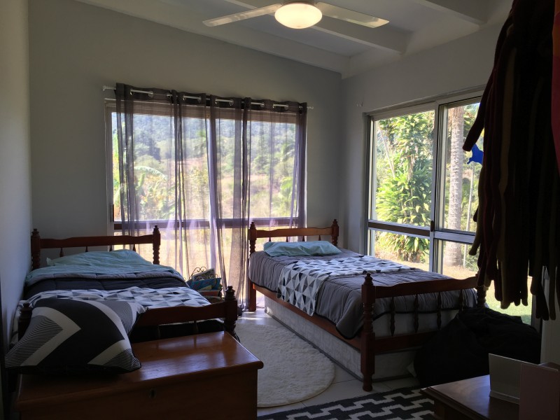 1195 Calen Mount Charlton Road, Mount Charlton QLD 4741