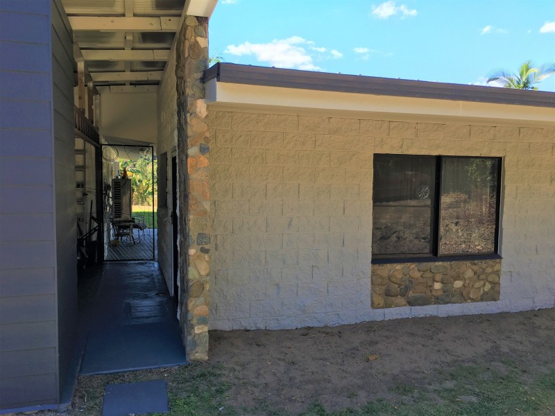 1195 Calen Mount Charlton Road, Mount Charlton QLD 4741