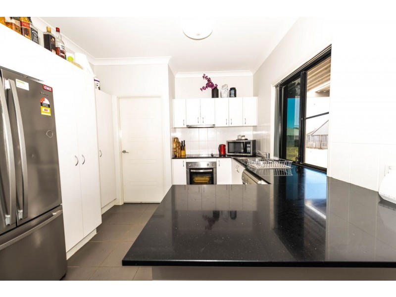 12 Bombo Court, Blacks Beach QLD 4740