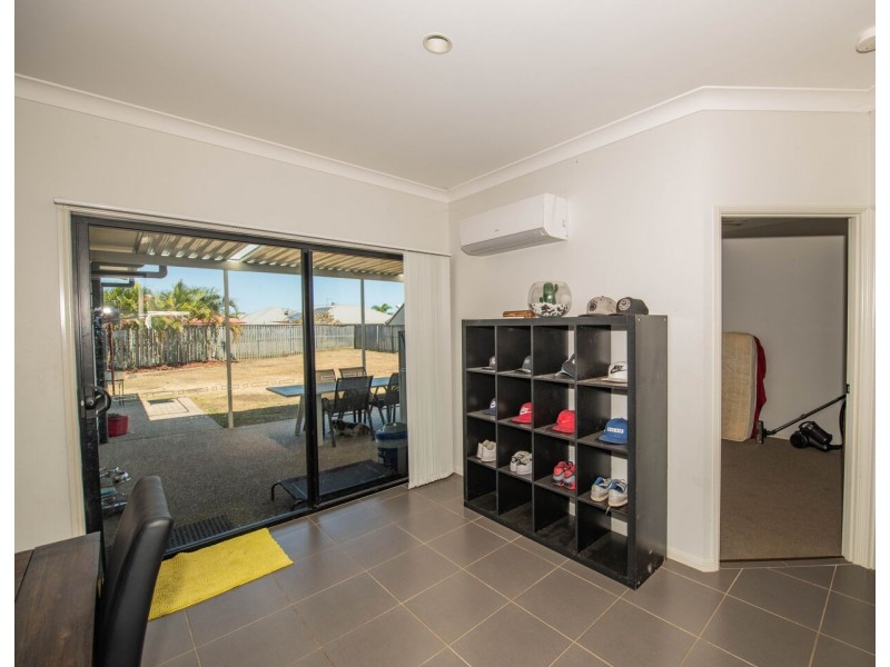 12 Bombo Court, Blacks Beach QLD 4740