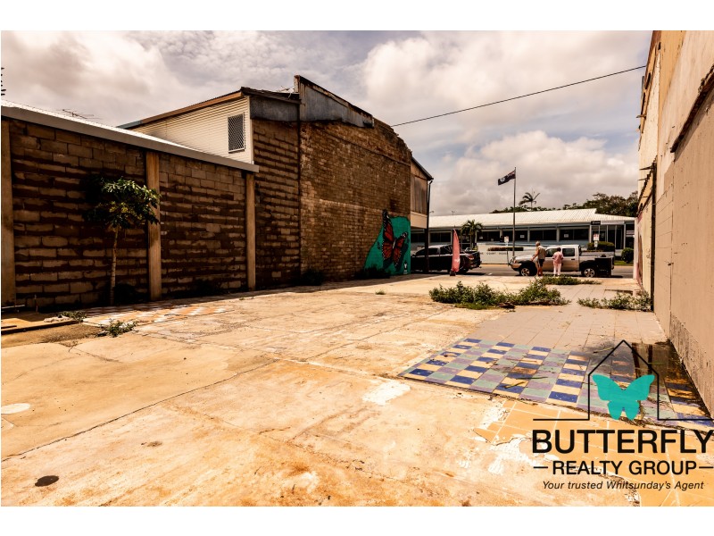 22 Main Street, Proserpine QLD 4800