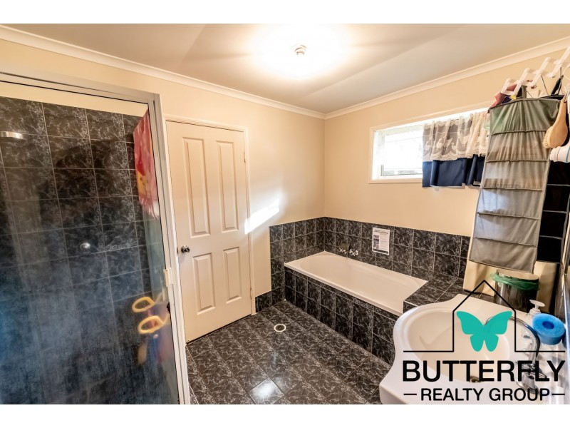 23 Trojan Court, Proserpine QLD 4800