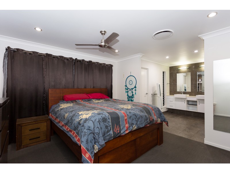 12 Kerrisdale Crescent, Beaconsfield QLD 4740