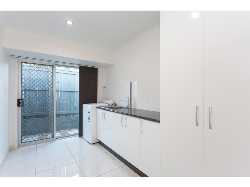 12 Kerrisdale Crescent, Beaconsfield QLD 4740