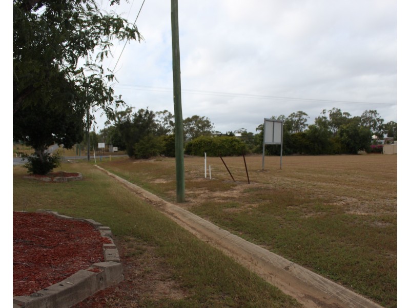 54 Reynolds Street, Nebo QLD 4742